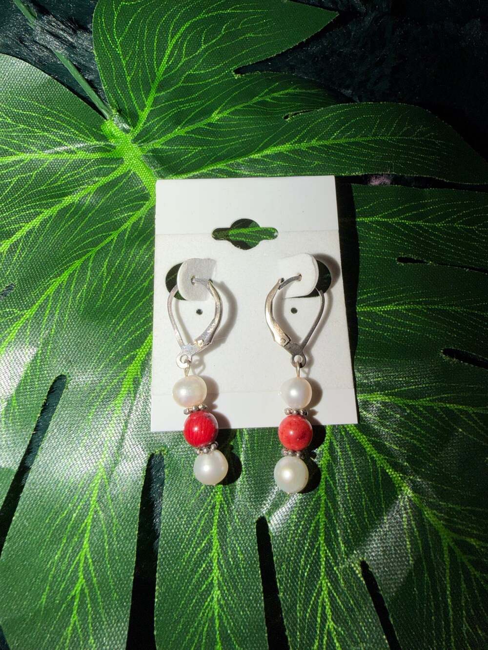 Freshwater Pearl Red Natural Stone Dangle Earrings Silver Tone Leverback